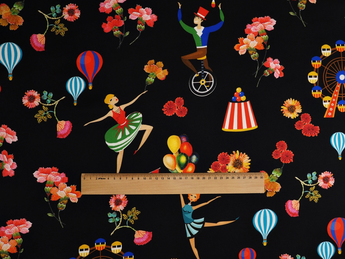 Jedwab twill - Cyrk, kwiaty i balony Jedwab twill - Cyrk, kwiaty i balony