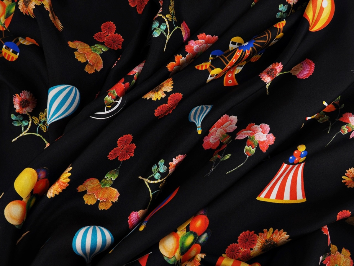 Jedwab twill - Cyrk, kwiaty i balony Jedwab twill - Cyrk, kwiaty i balony
