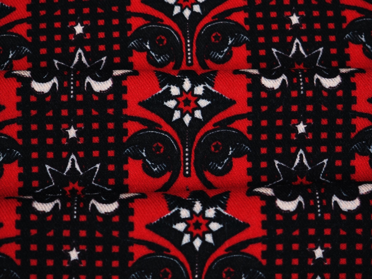Wiskoza - Pionowe, regularne pasy i ornamenty Wiskoza - Pionowe, regularne pasy i ornamenty