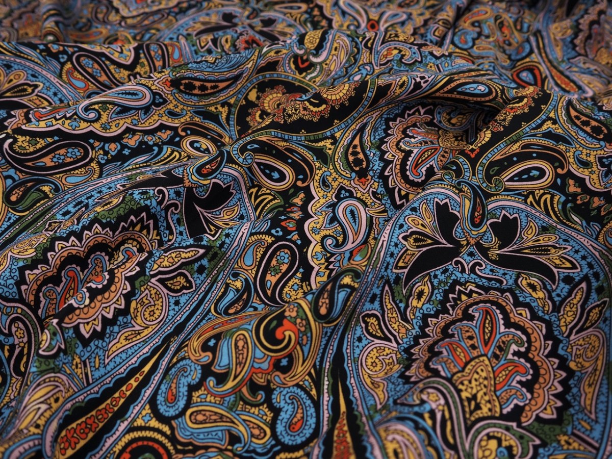 Jedwab podwójny - Powtarzalne paisley'e Jedwab podwójny - Powtarzalne paisley'e