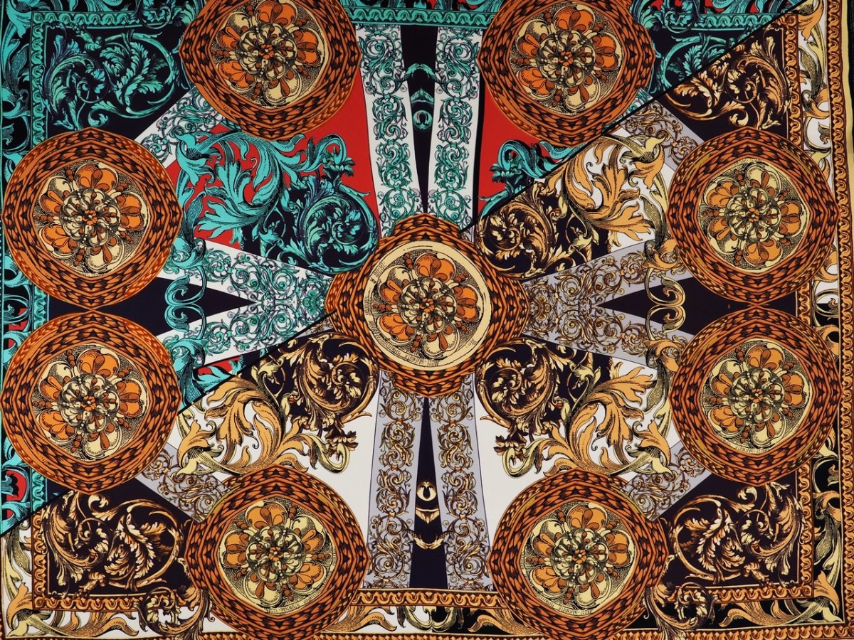 Jedwab podwójny - Złote ornamenty Jedwab podwójny - Złote ornamenty