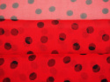 Jedwab szyfon - Czarne groszki na czerwieni