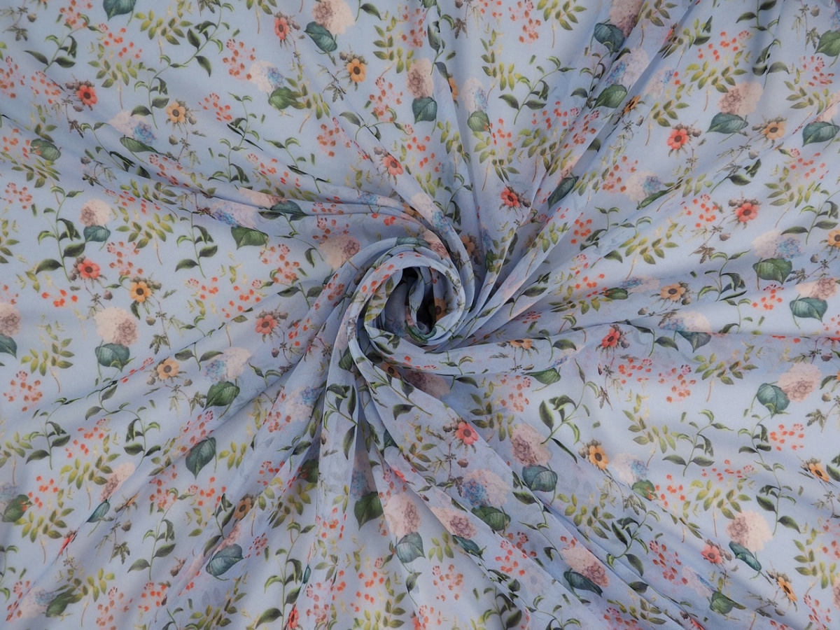 Jedwab szyfon - Gałązki kwiatów na błękicie