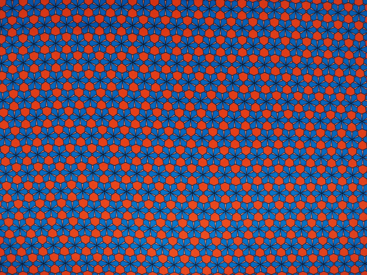 Jedwab elastyczny - Niebieskie wzory geometryczne Jedwab elastyczny - Niebieskie wzory geometryczne