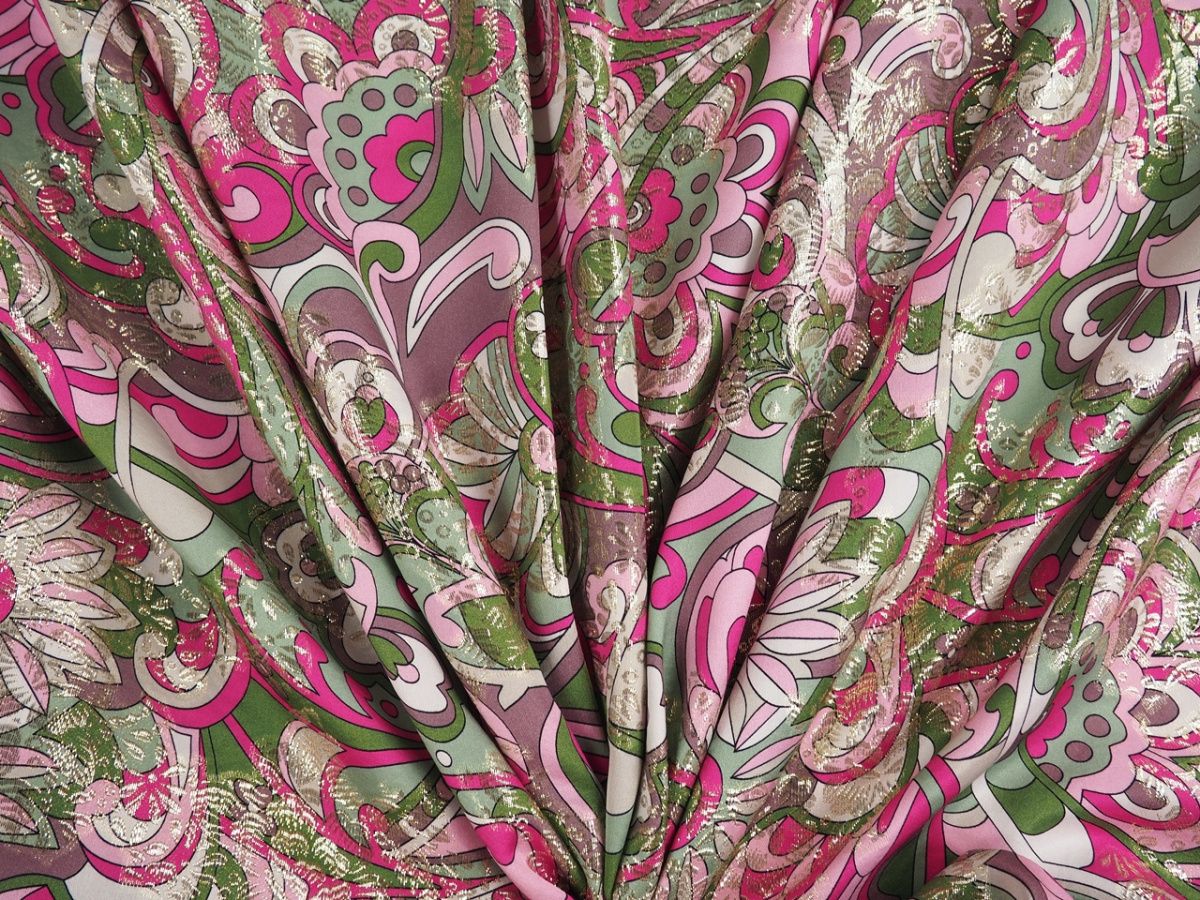 Jedwab lurex - Kwiaty, geometria i haft Jedwab lurex - Kwiaty, geometria i haft