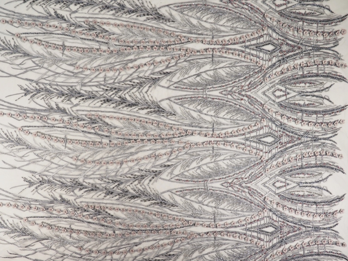 Materiał wieczorowy - Barokowe ornamenty Materiał wieczorowy - Barokowe ornamenty