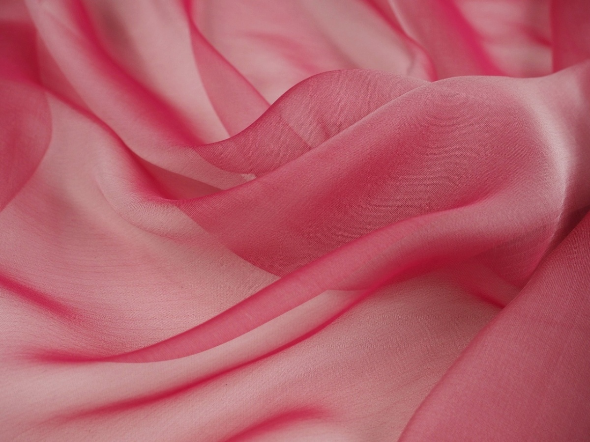 Jedwab szyfon - Malinowy róż perłowy