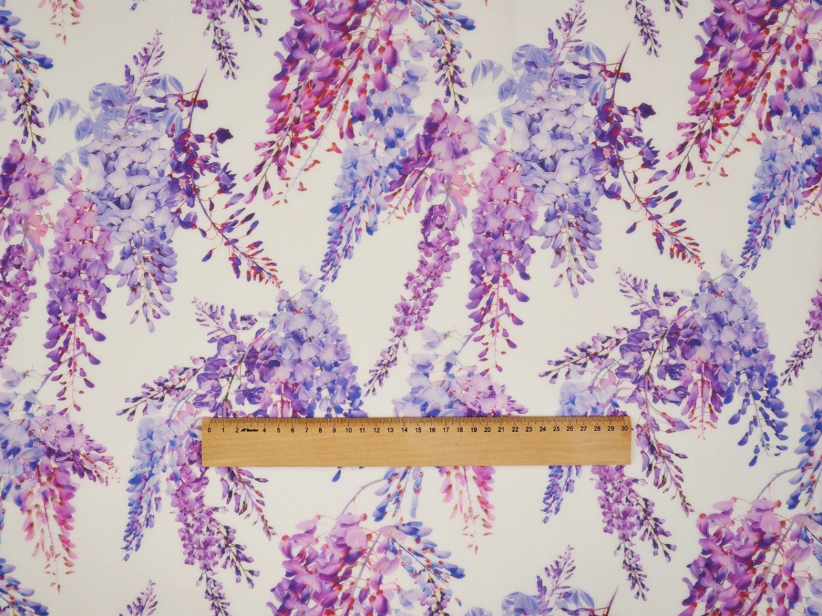 Jedwab szyfon - Fioletowe wisterie, białe tło