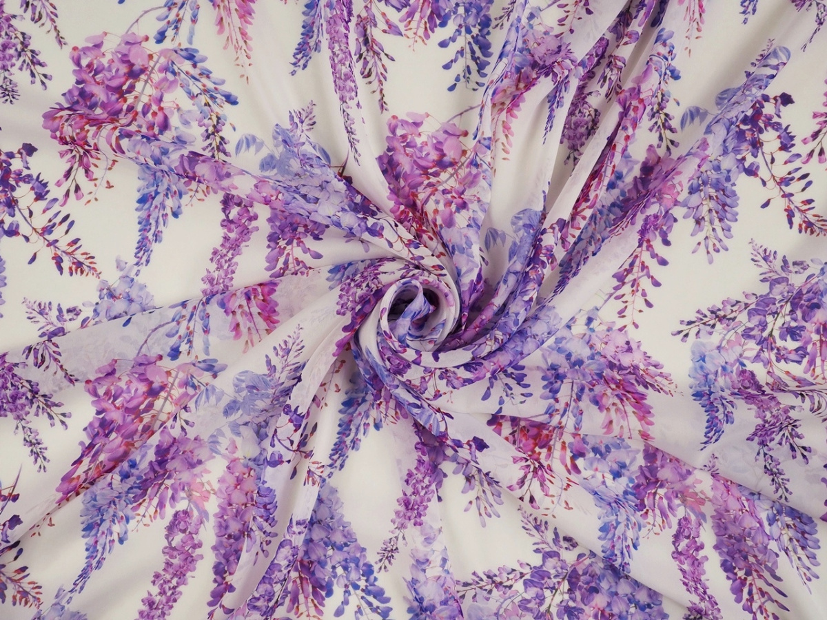 Jedwab szyfon - Fioletowe wisterie, białe tło Jedwab szyfon - Fioletowe wisterie, białe tło
