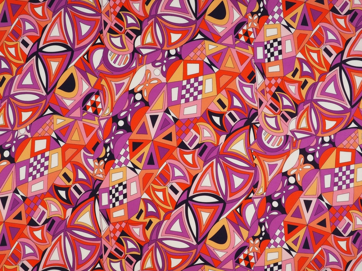 Jedwab elastyczny - Abstrakcyjna geometria z fioletem