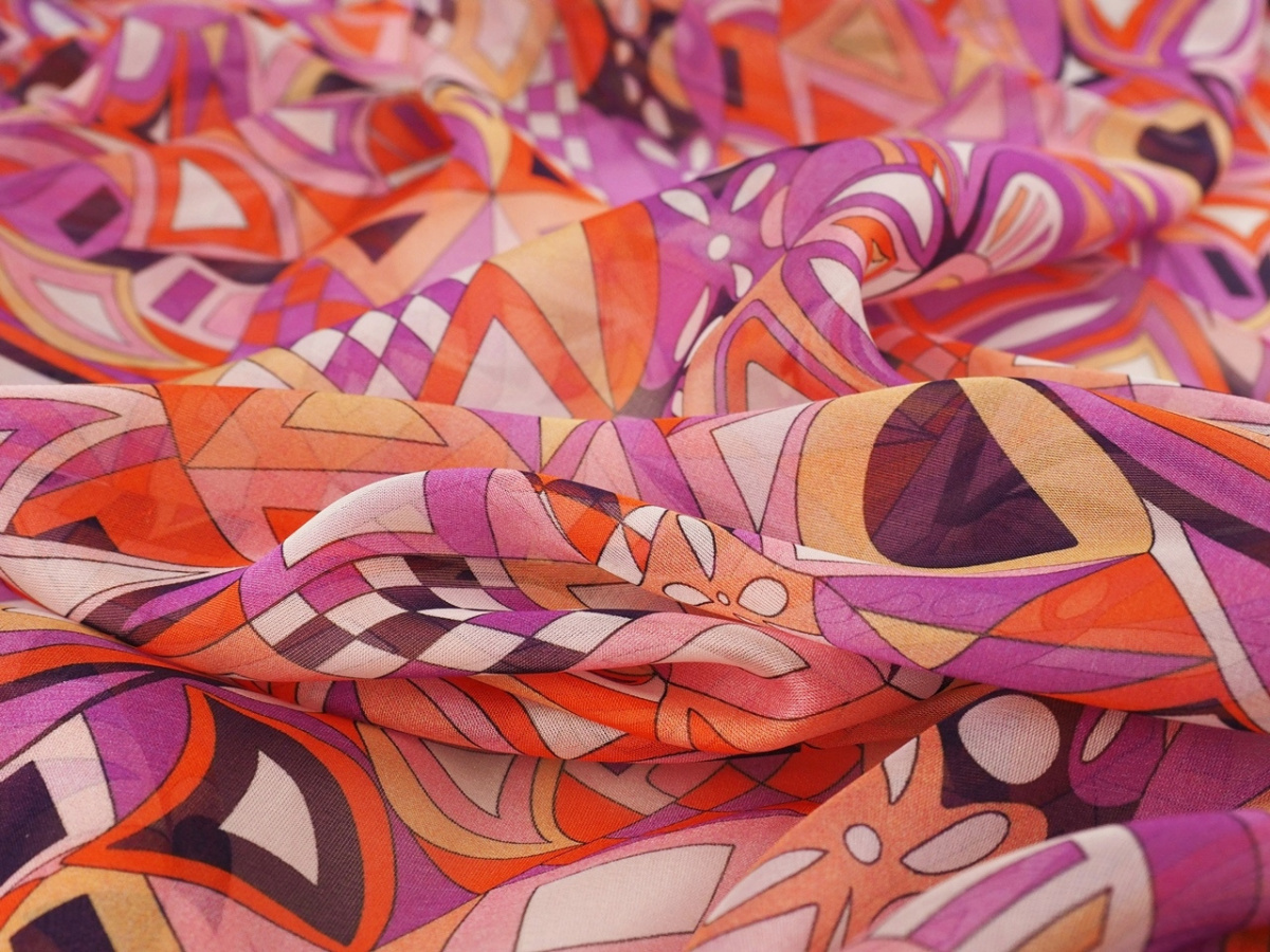 Jedwab szyfon - Abstrakcyjna geometria z fioletem Jedwab szyfon - Abstrakcyjna geometria z fioletem