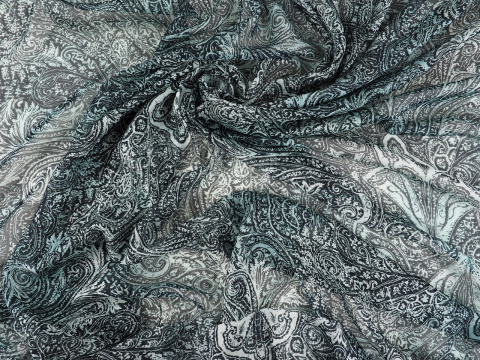 Jedwab szyfon - Czarne ornamenty na seledynie Jedwab szyfon - Czarne ornamenty na seledynie