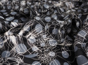 Jedwab wytłaczany - Kwiaty i grochy na czerni