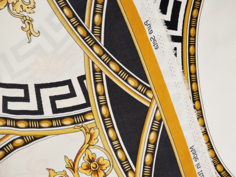 Jedwab twill - Złote ornamenty i koła Jedwab twill - Złote ornamenty i koła