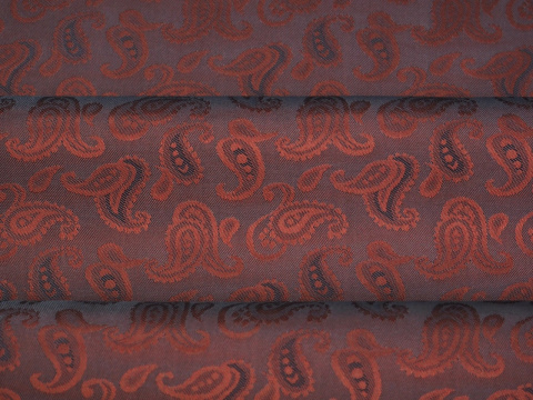 Podszewka wytłaczana - Paisley opalizujące bordo Podszewka wytłaczana - Paisley opalizujące bordo