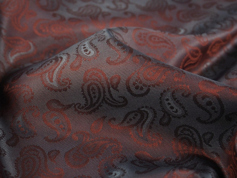 Podszewka wytłaczana - Paisley opalizujące bordo Podszewka wytłaczana - Paisley opalizujące bordo