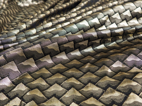 Żakard metaliczny - Złota geometria Żakard metaliczny - Złota geometria
