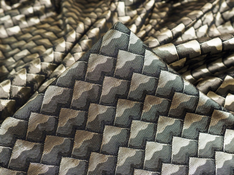 Żakard metaliczny - Złota geometria Żakard metaliczny - Złota geometria