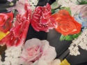 Jedwab szyfon - Peonie i róże na czerni DG