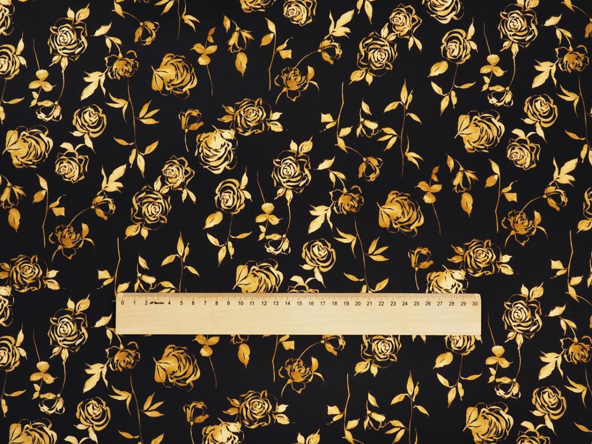Jedwab satyna - Złote róże na czerni