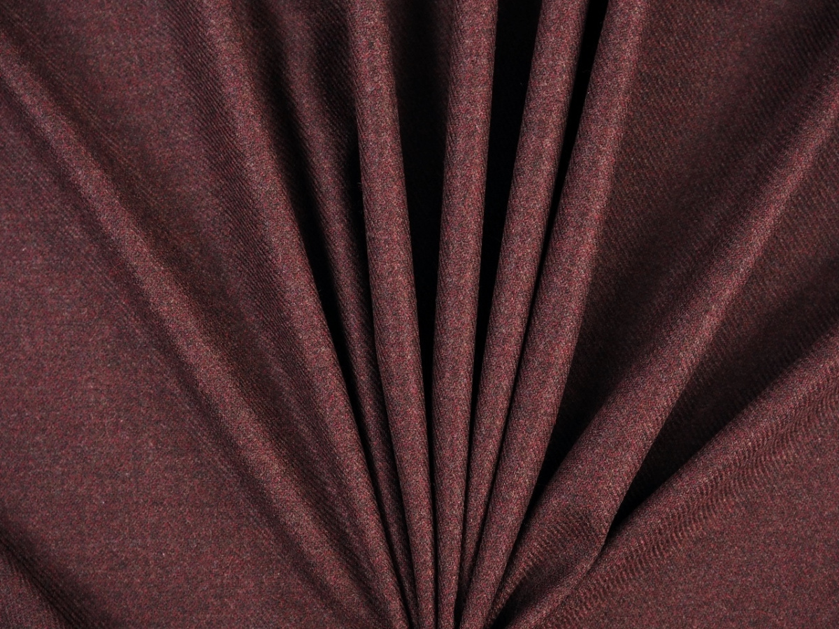 Wełna jagnięca kaszmir - Fiolet z nutą bordo Wełna jagnięca kaszmir - Fiolet z nutą bordo