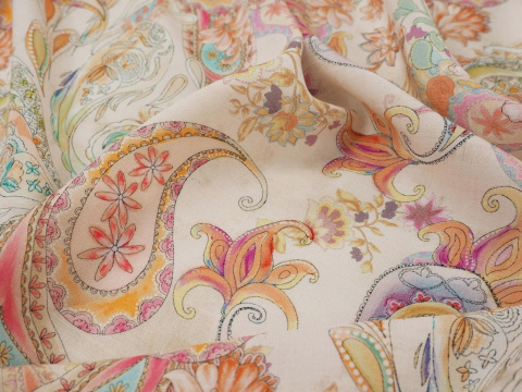 Wiskoza - Pastelowy paisley Wiskoza - Pastelowy paisley