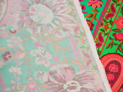 Wiskoza krepa - Pionowe pasy, paisley Wiskoza krepa - Pionowe pasy, paisley