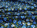 Bawełna elastyczna - Niebieskie kwiaty na czerni