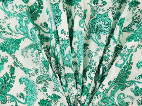 biała bawełna devore w miętowe, roślinne ornamenty i paisley'e biała bawełna devore w miętowe, roślinne ornamenty i paisley'e