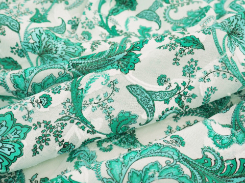 biała bawełna devore w miętowe, roślinne ornamenty i paisley'e biała bawełna devore w miętowe, roślinne ornamenty i paisley'e