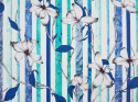biała bawełna w niebieskie paski z białymi kwiatami magnolii