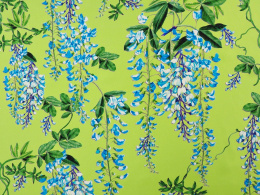 Jedwab naturalny - Niebieska wisteria na jasnej zieleni