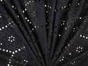 czarna bawełna ażurowa geometryczny wzór z kwiatami
