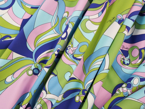 lycra w abstrakcyjne, pastelowe kwiaty z indygo lycra w abstrakcyjne, pastelowe kwiaty z indygo