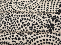 piaskowa wiskoza paisley z czarnych kropek