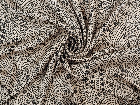 piaskowa wiskoza paisley z czarnych kropek piaskowa wiskoza paisley z czarnych kropek