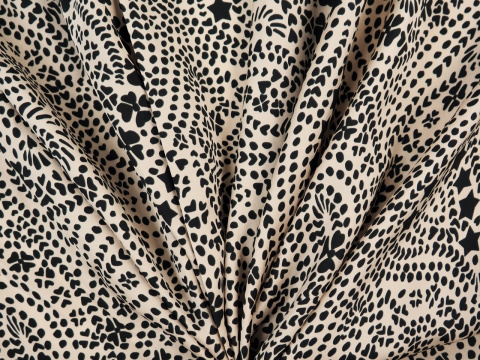 piaskowa wiskoza paisley z czarnych kropek piaskowa wiskoza paisley z czarnych kropek