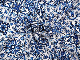 Jedwab krepa - Niebieskie ornamenty [kupon 0,65m]