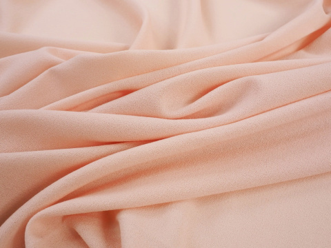 krepa wełniana w kolorze jasnym morelowym krepa wełniana w kolorze jasnym morelowym