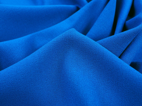 krepa wełniana w kolorze niebieskim krepa wełniana w kolorze niebieskim