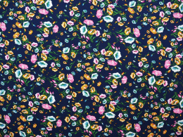 granatowa wiskoza w kolorowe kwiaty