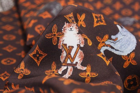 Jedwab LV - Logotyp i koty Jedwab LV - Logotyp i koty