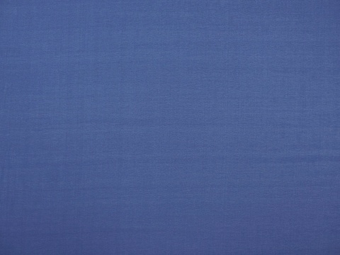 jedwab szyfon w zgaszonym kolorze niebieskim