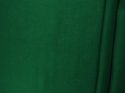 len naturalny w kolorze szmaragdowym