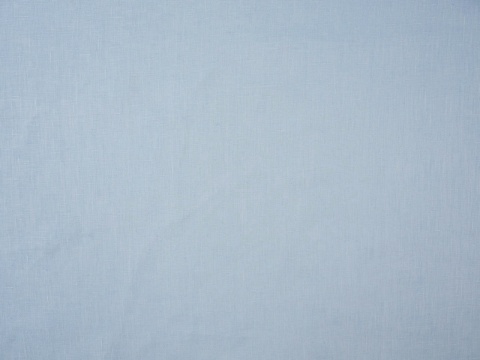 len w kolorze pastelowym błękitnym