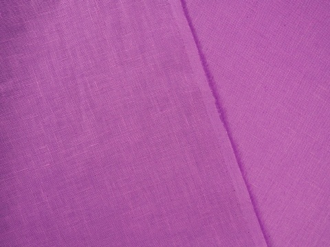 len w kolorze liliowym