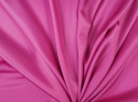 satyna jedwabna w kolorze różowej fuksji