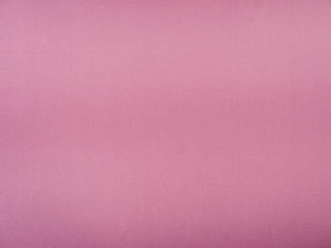 jedwab w kolorze eozyny