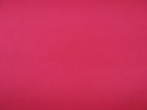 podszewka w kolorze malinowym
