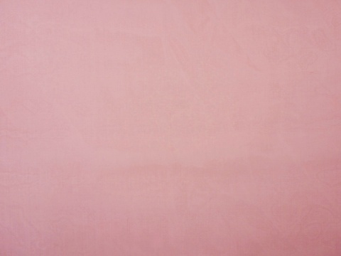 jedwabna organza w kolorze różowym